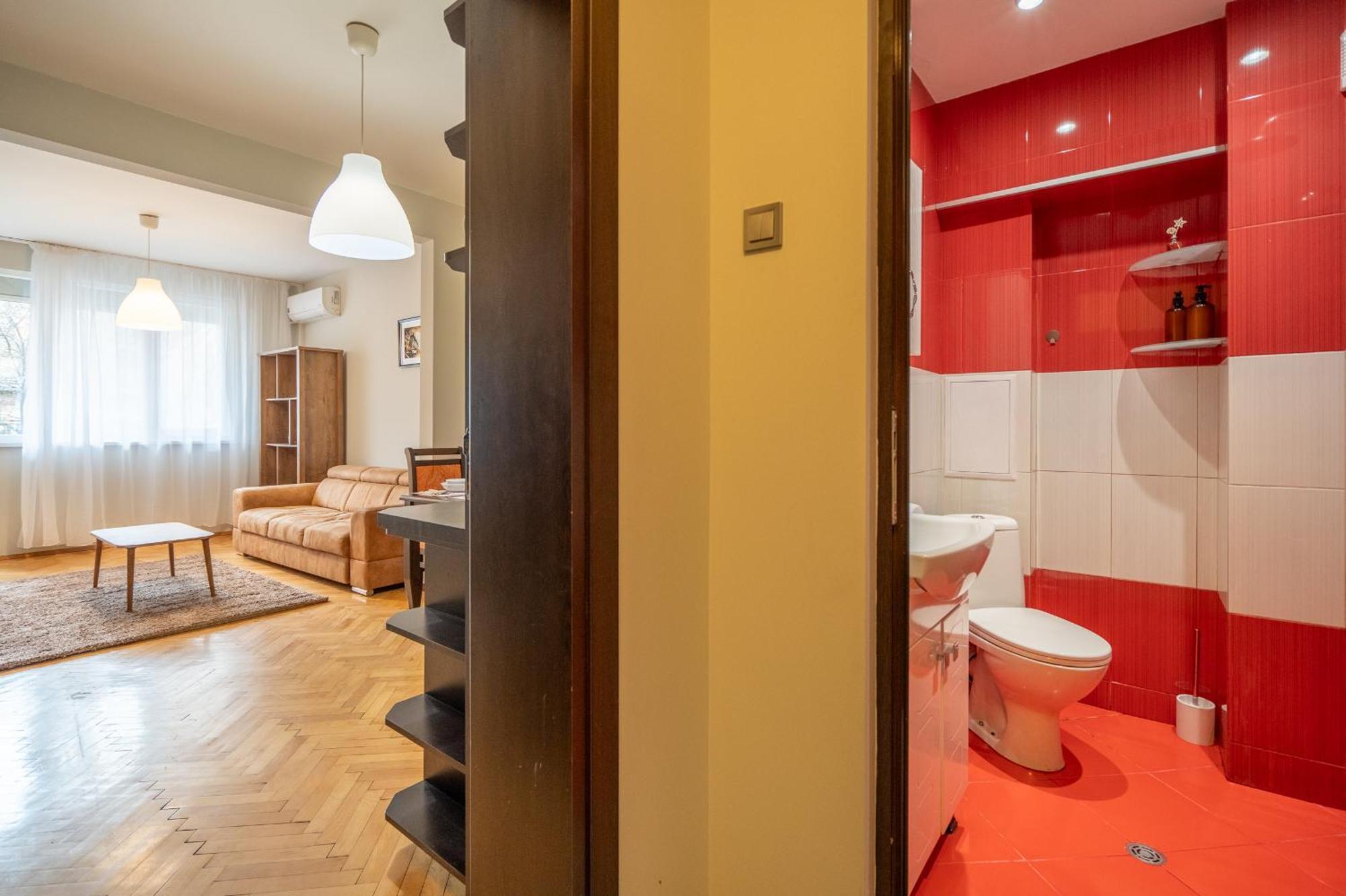 Pirotska 2-Bedroom 100M2 Apartment In Sofia Center Eksteriør billede