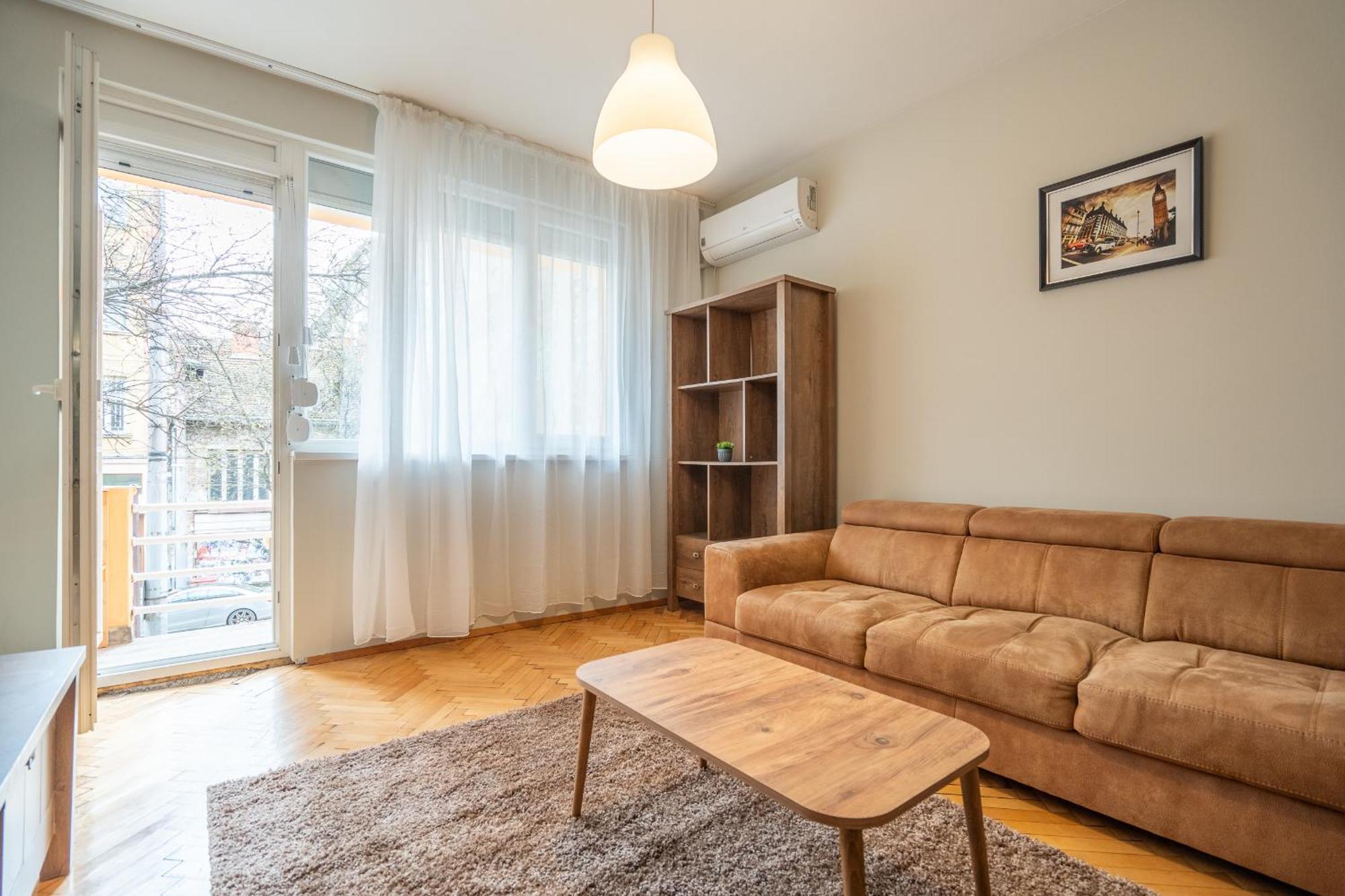 Pirotska 2-Bedroom 100M2 Apartment In Sofia Center Eksteriør billede